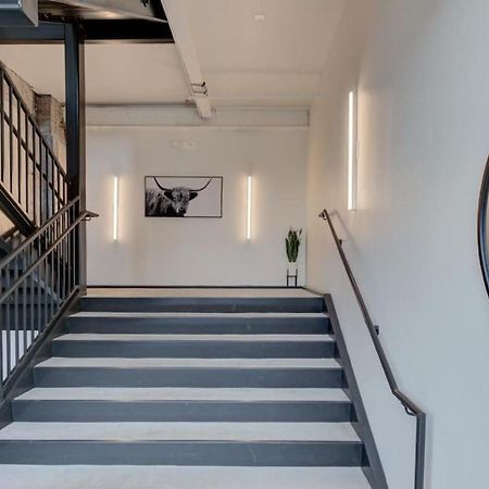 Historic Apartment In Prime Location Мемфис Екстериор снимка