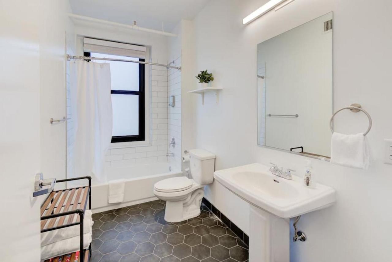 Historic Apartment In Prime Location Мемфис Екстериор снимка